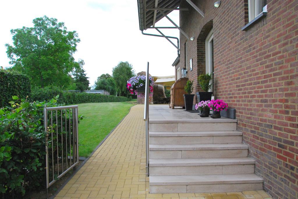 Bed&Breakfast de Meule Montfort Exterior foto